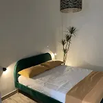 Greta's House - Centro Apartment Neapel