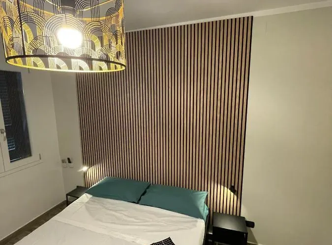Greta's House - Centro * Неаполь